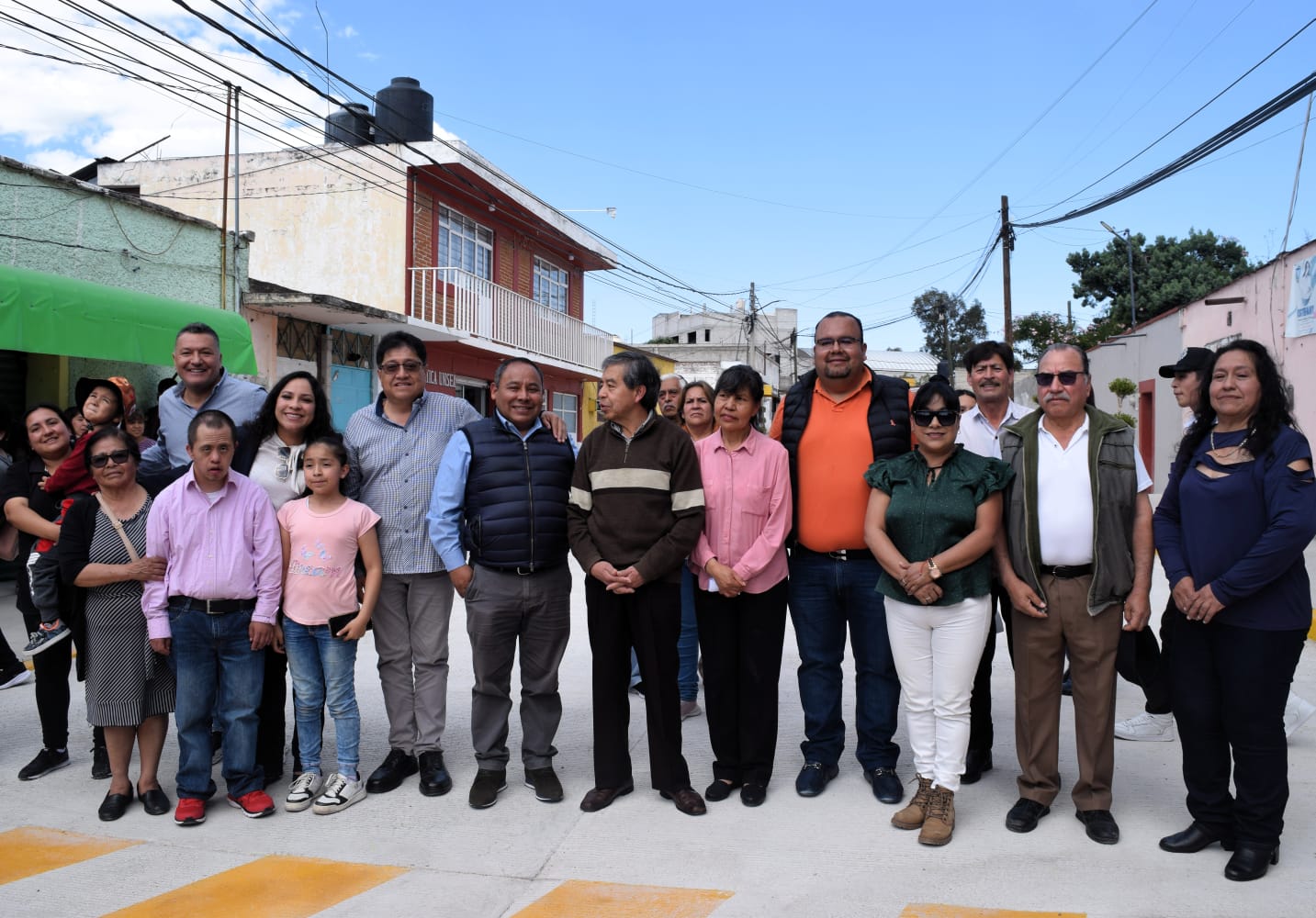 Javier Rivera inaugura la rehabilitación de la calle Niños Héroes en El Cerrito de Guadalupe